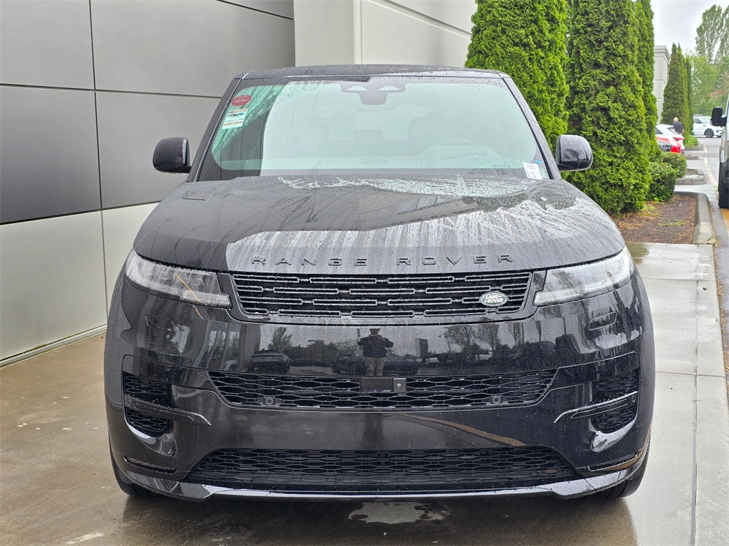 2025 Land Rover Range Rover Sport SE photo 2