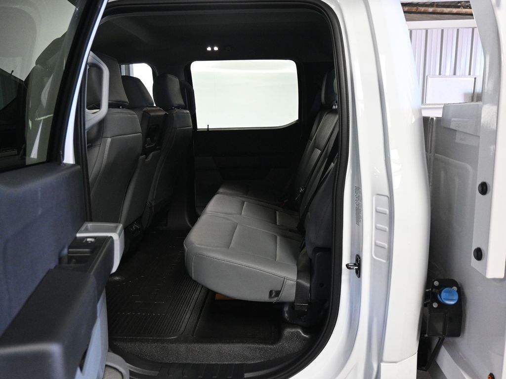 2025 Ford F-550 XL photo 15