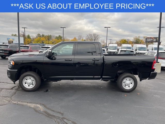 2024 Ram 2500 Tradesman photo 3