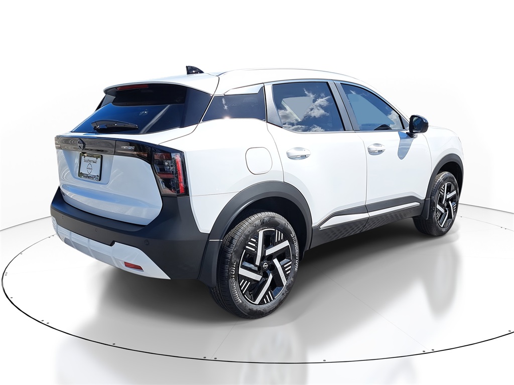 2026 Nissan Kicks SV photo 6