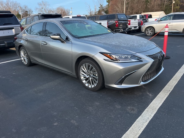 2020 Lexus ES 350 Ultra Luxury's photo