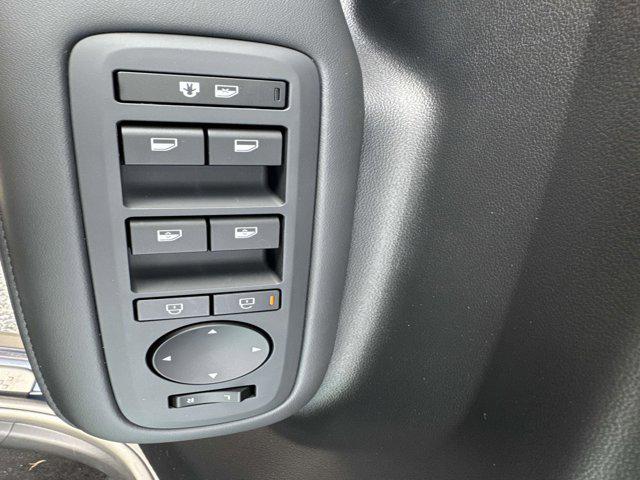 2026 Hyundai Santa Fe SEL photo 8