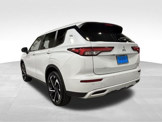 2022 Mitsubishi Outlander Black Edition LE SEL GT photo 2