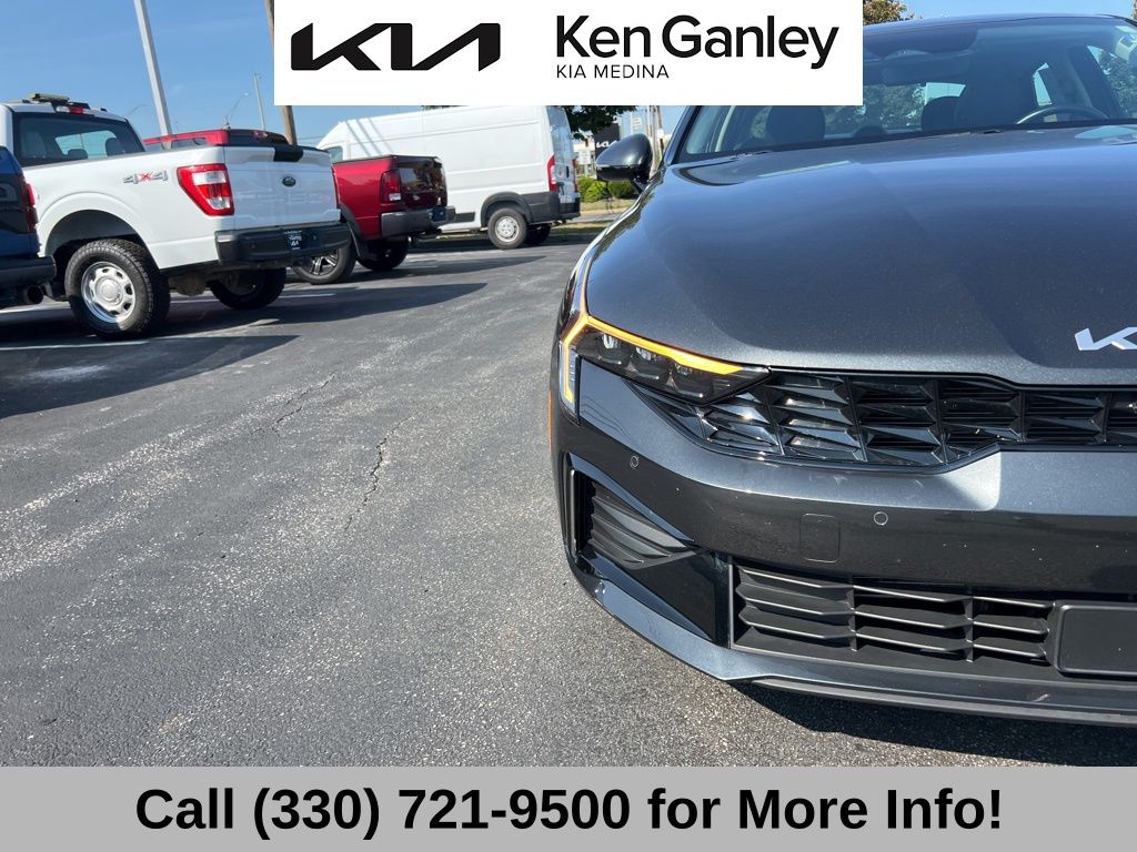 2025 Kia K5 EX photo 16