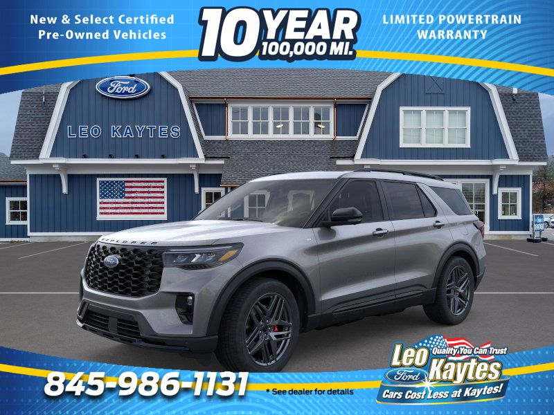 2026 Ford Explorer ST-LINE's photo