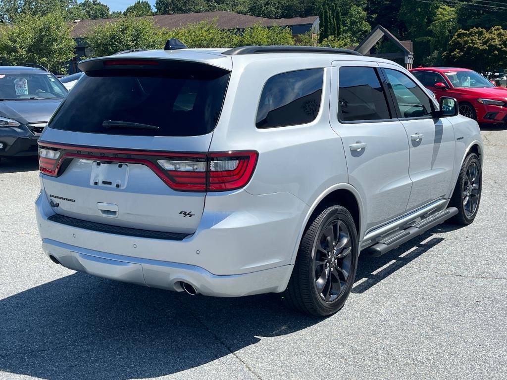 2024 Dodge Durango R/T Premium photo 3
