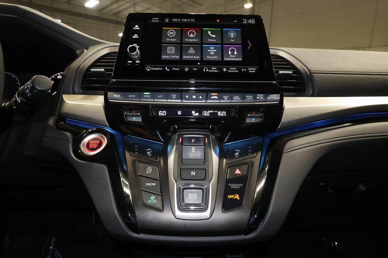 2025 Honda Odyssey Touring photo 14