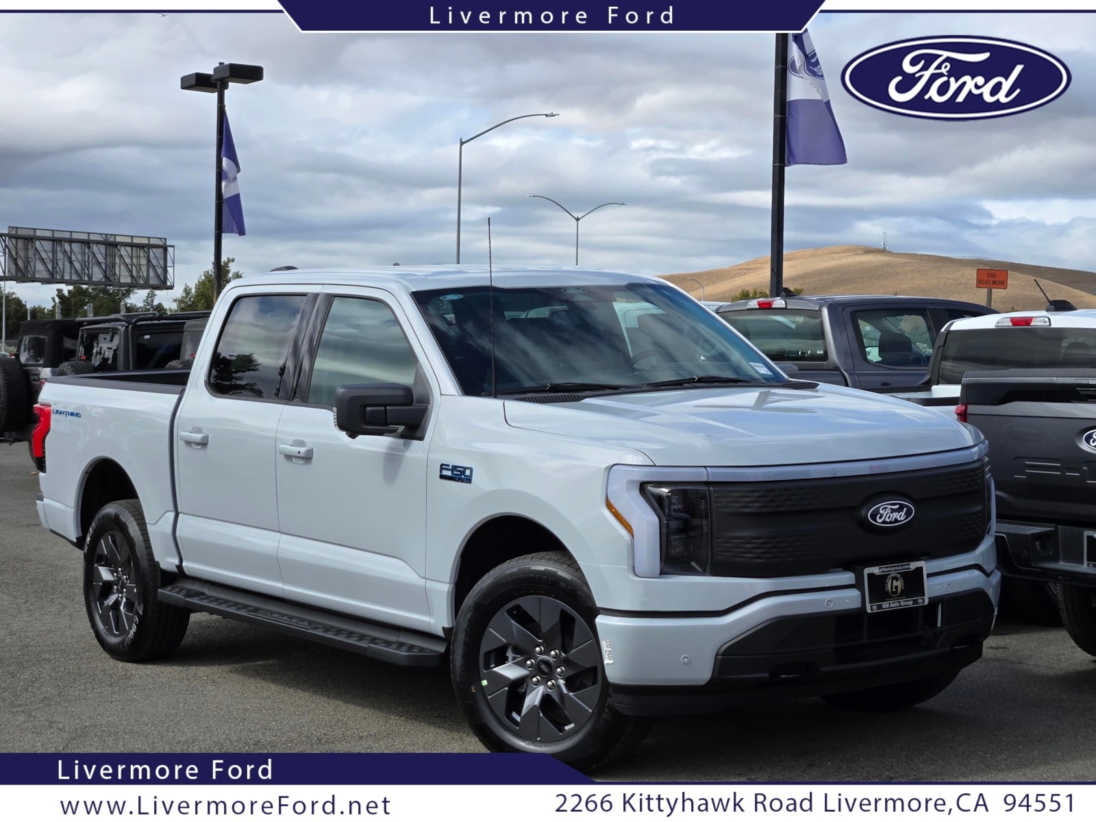 2025 Ford F-150 Lightning Flash's photo