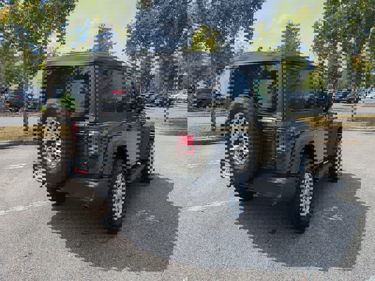 2023 Jeep Wrangler Sport S photo 4