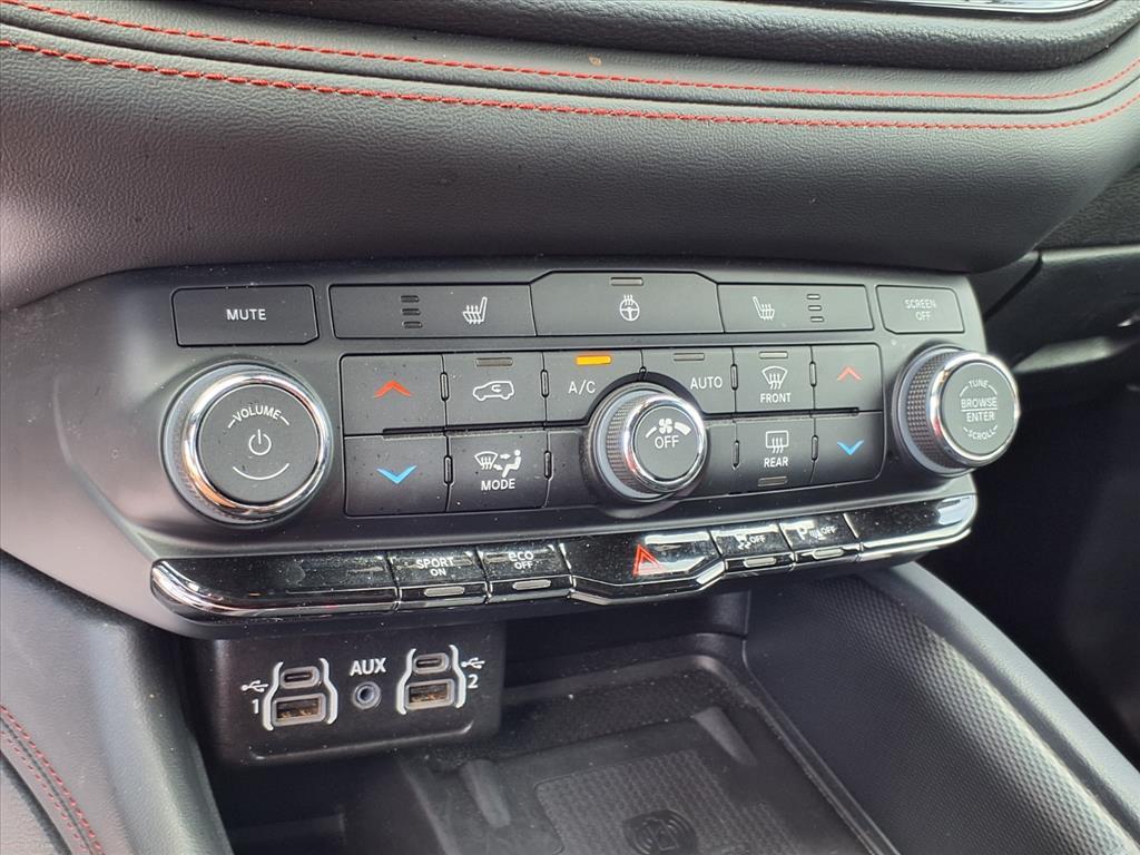 2024 Dodge Durango R/T photo 5