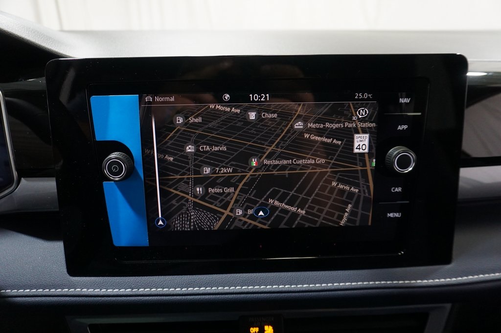 2025 Volkswagen Taos SEL photo 13