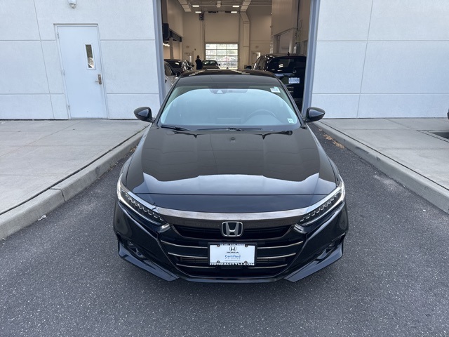 1HGCV1F47NA028802