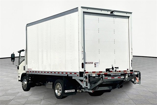 2024 Chevrolet Silverado photo 4