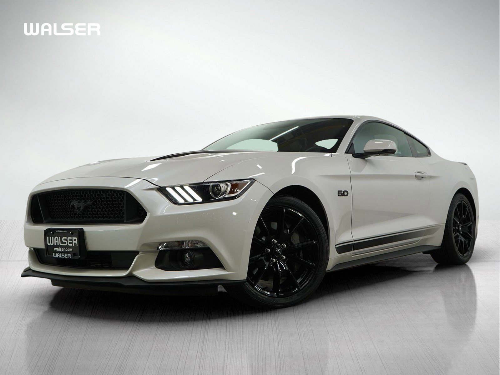 2017 Ford Mustang GT Premium's photo