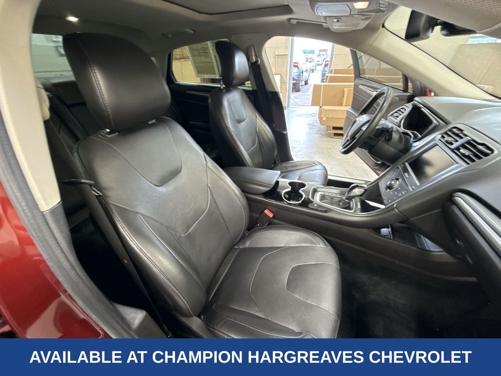 2014 Ford Fusion Titanium photo 29
