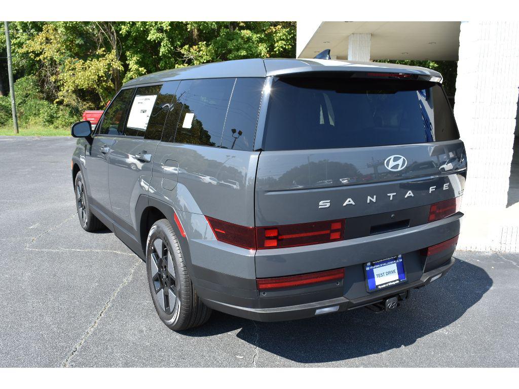2026 Hyundai Santa Fe SE photo 3