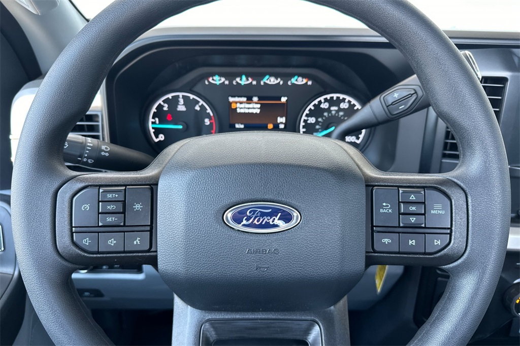 2025 Ford F-350 photo 20