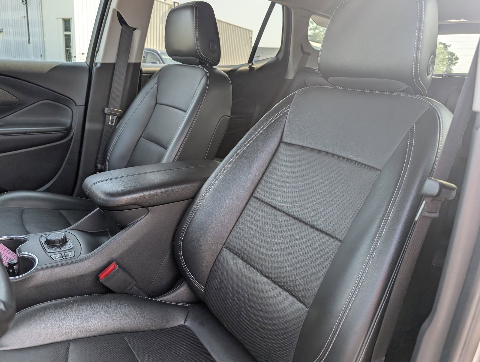 2023 Gmc Terrain SLT photo 12