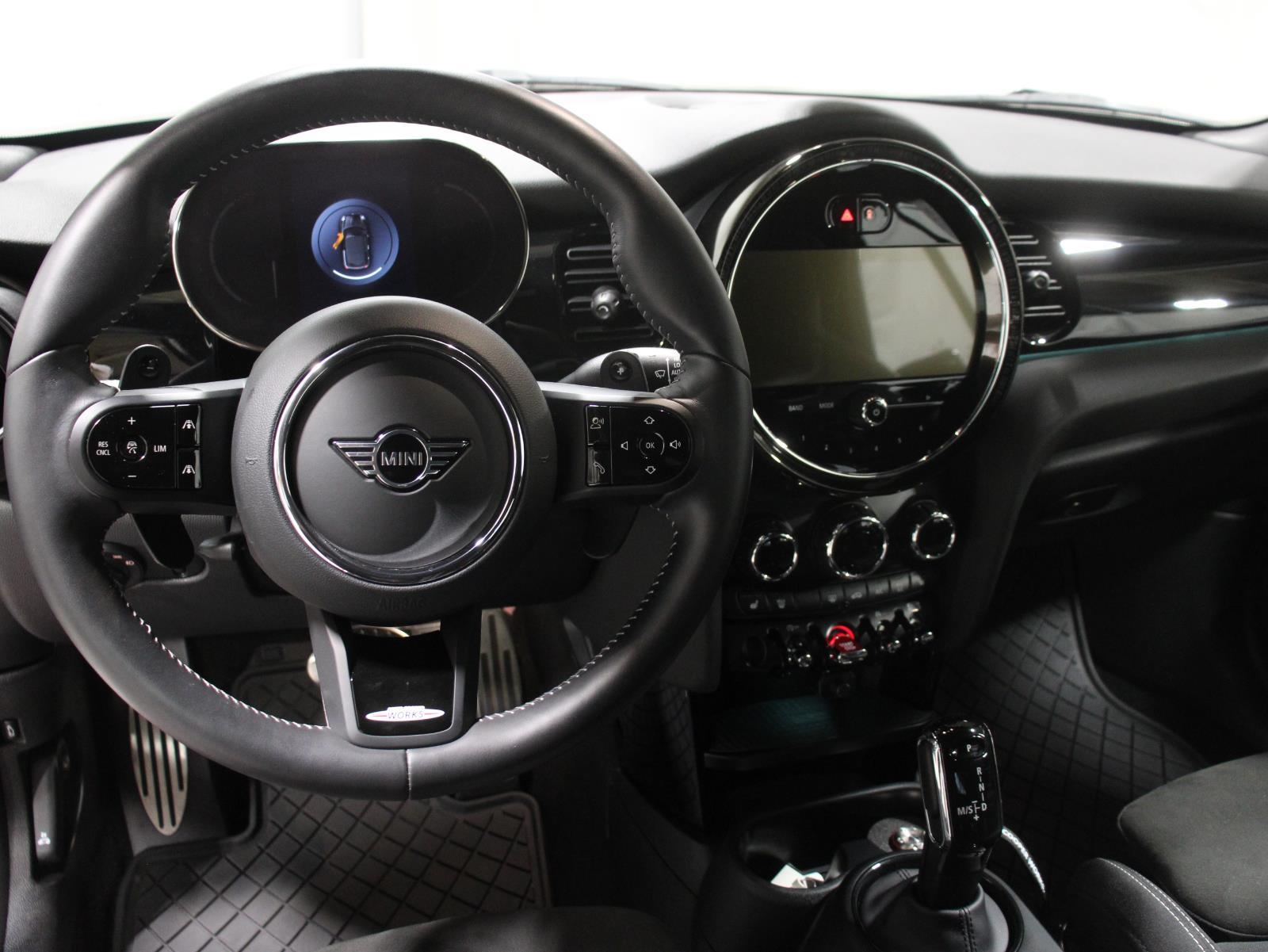 2024 Mini Cooper Convertible John Cooper Works photo 3