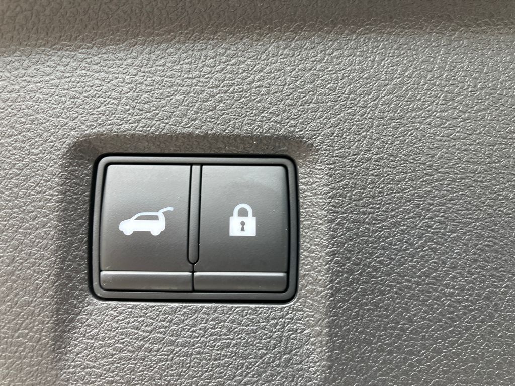2022 Infiniti QX60 Luxe photo 32
