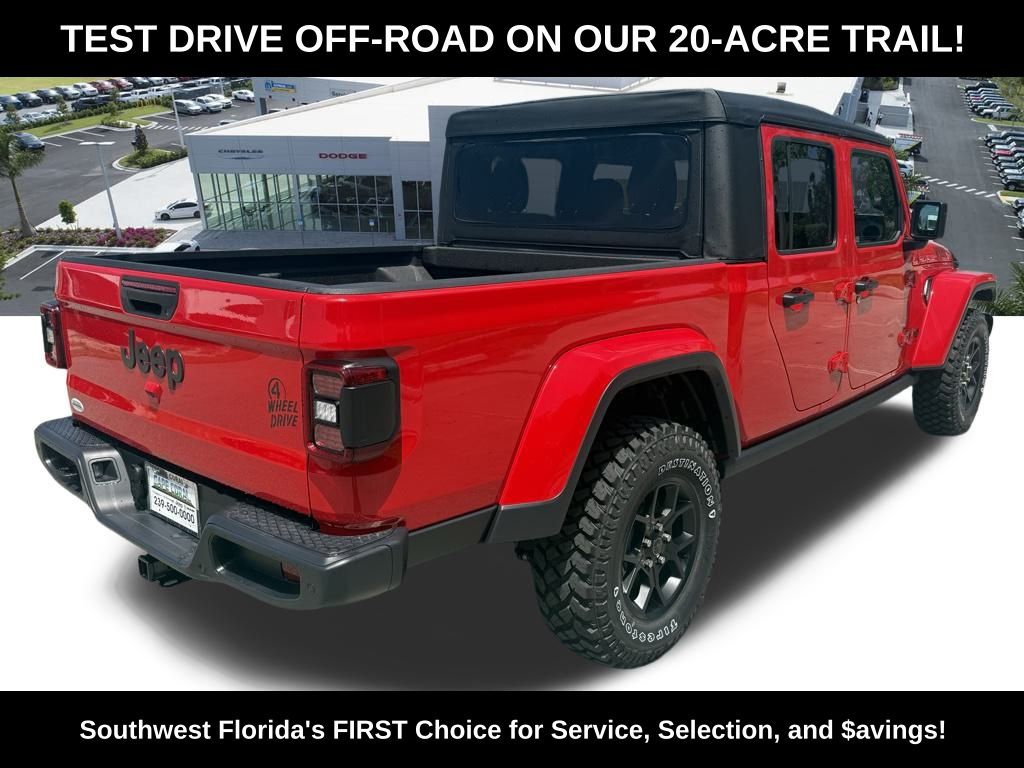 2025 Jeep Gladiator Willys photo 4
