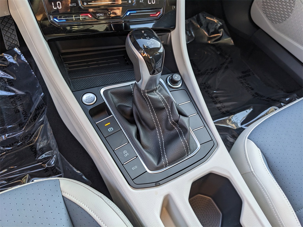 2025 Volkswagen Jetta 1.5T SE photo 23