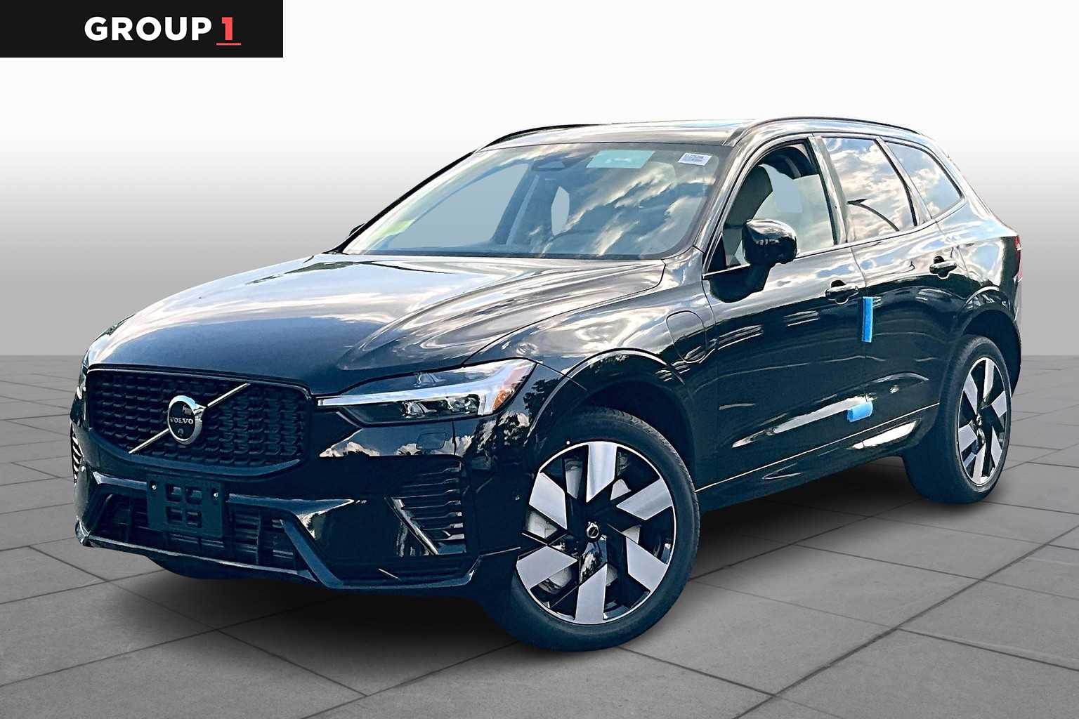 2025 Volvo XC60 Plus