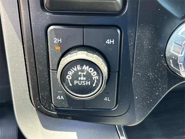2024 Ford F-150 Lariat photo 28