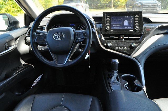 2023 Toyota Camry SE photo 18