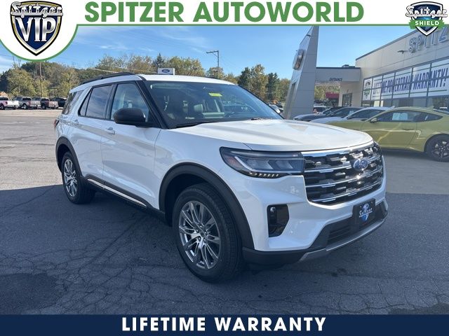 2025 Ford Explorer Active's photo