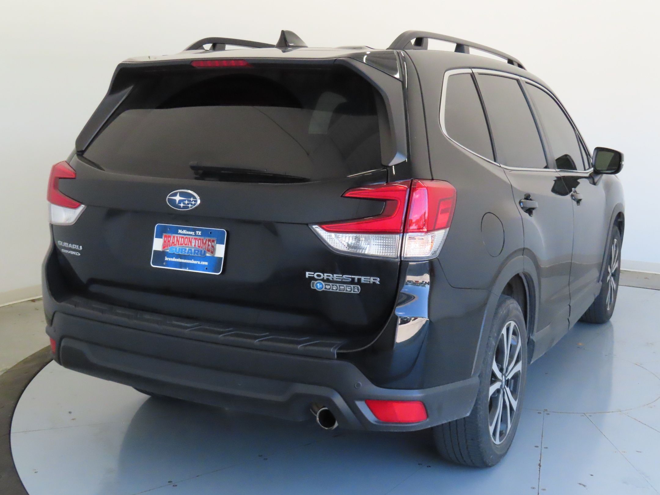 2023 Subaru Forester Limited photo 3