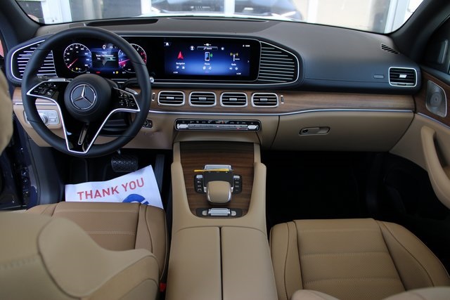 2026 Mercedes Benz GLS 450 4MATIC photo 34