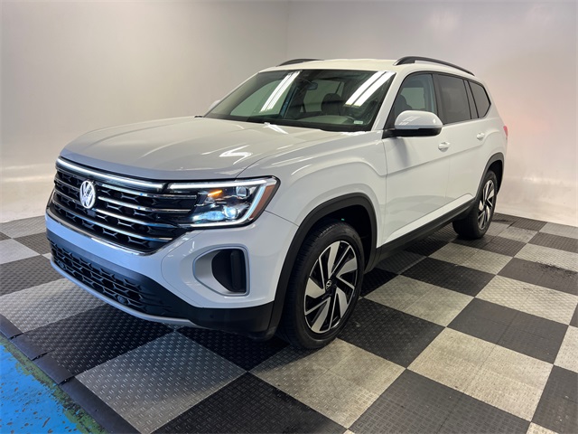 2024 Volkswagen Atlas SE Technology photo 3