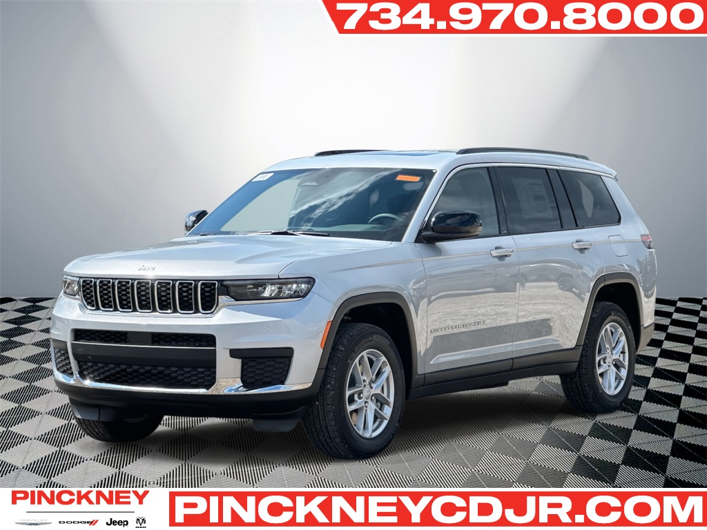 2025 Jeep Grand Cherokee L Laredo's photo