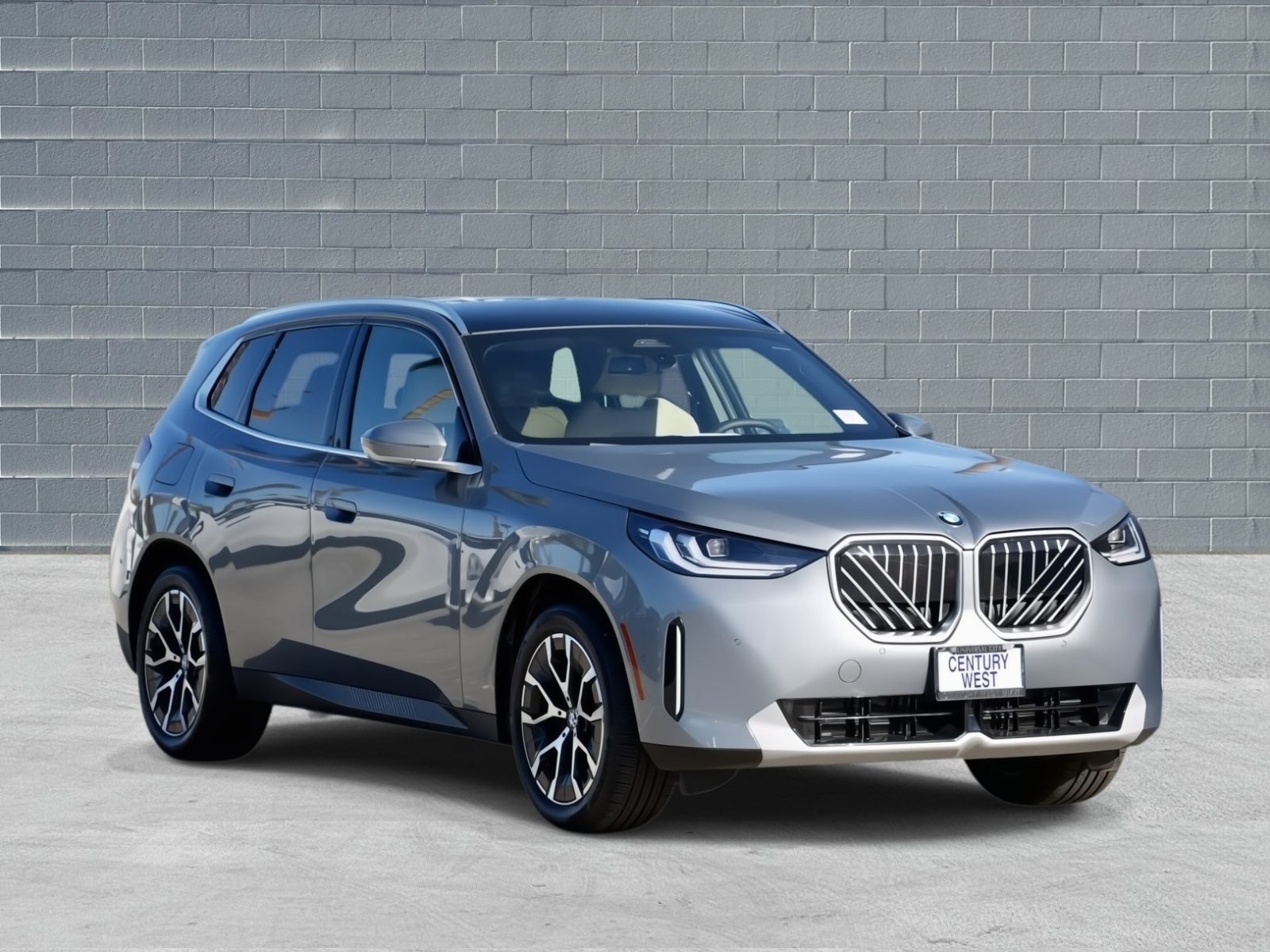 2025 BMW X3 30's photo