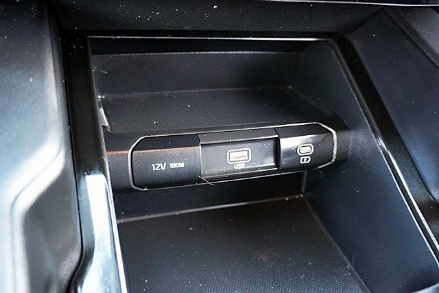 2024 Kia Telluride LX photo 27