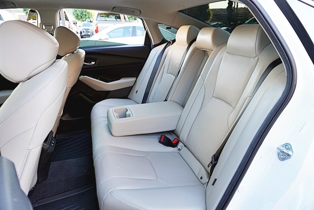 Used 2024 White Honda Touring image 16