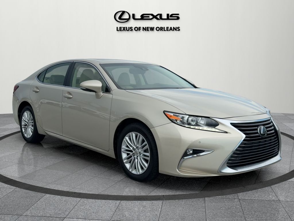 2017 Lexus ES