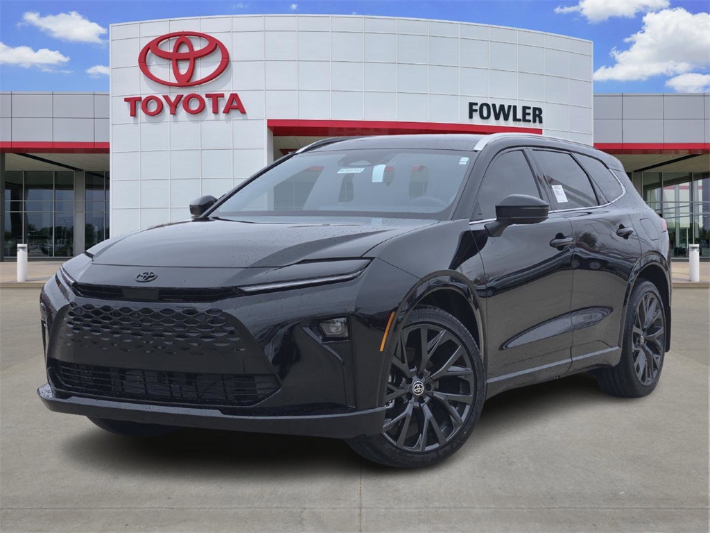 2025 Toyota Crown Signia Limited's photo