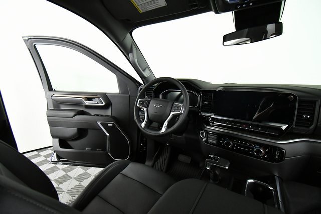 2026 Chevrolet Silverado 1500 RST photo 18