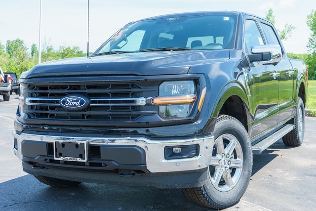 2025 Ford F-150 XLT's photo