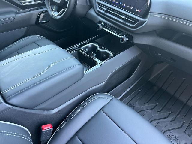 2026 Chevrolet Silverado EV LT photo 15