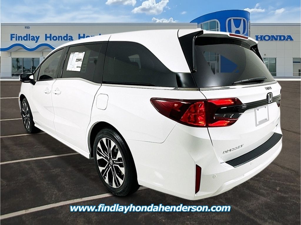 2026 Honda Odyssey Elite photo 3