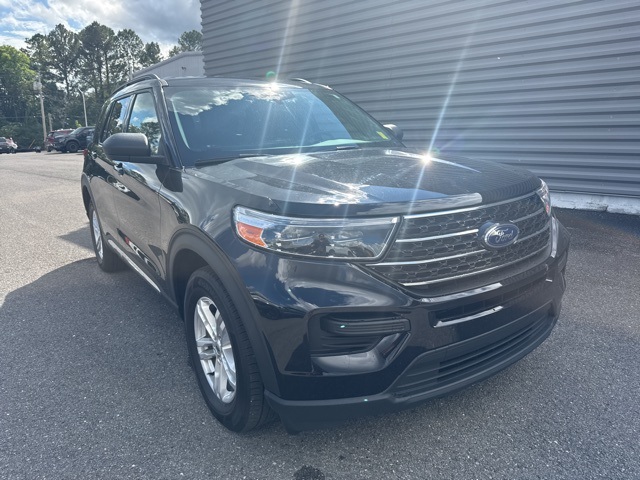 2022 Ford Explorer XLT's photo