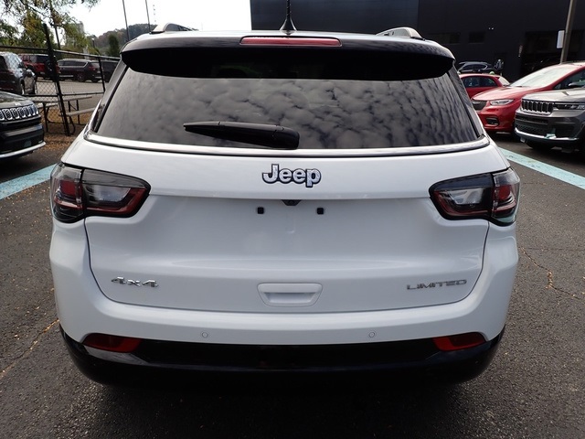 2025 Jeep Compass Limited photo 4