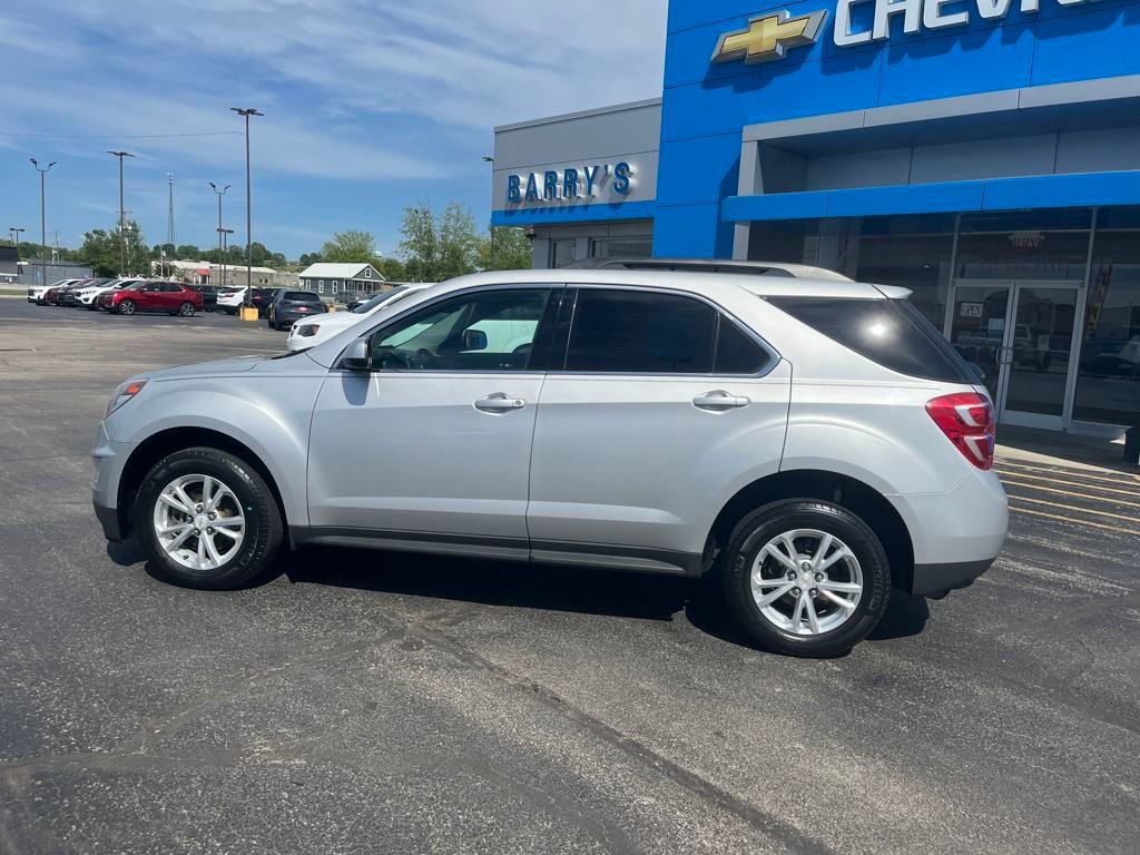 Used 2017 Chevrolet Equinox LT with VIN 2GNALCEK8H1510935 for sale in West Union, OH