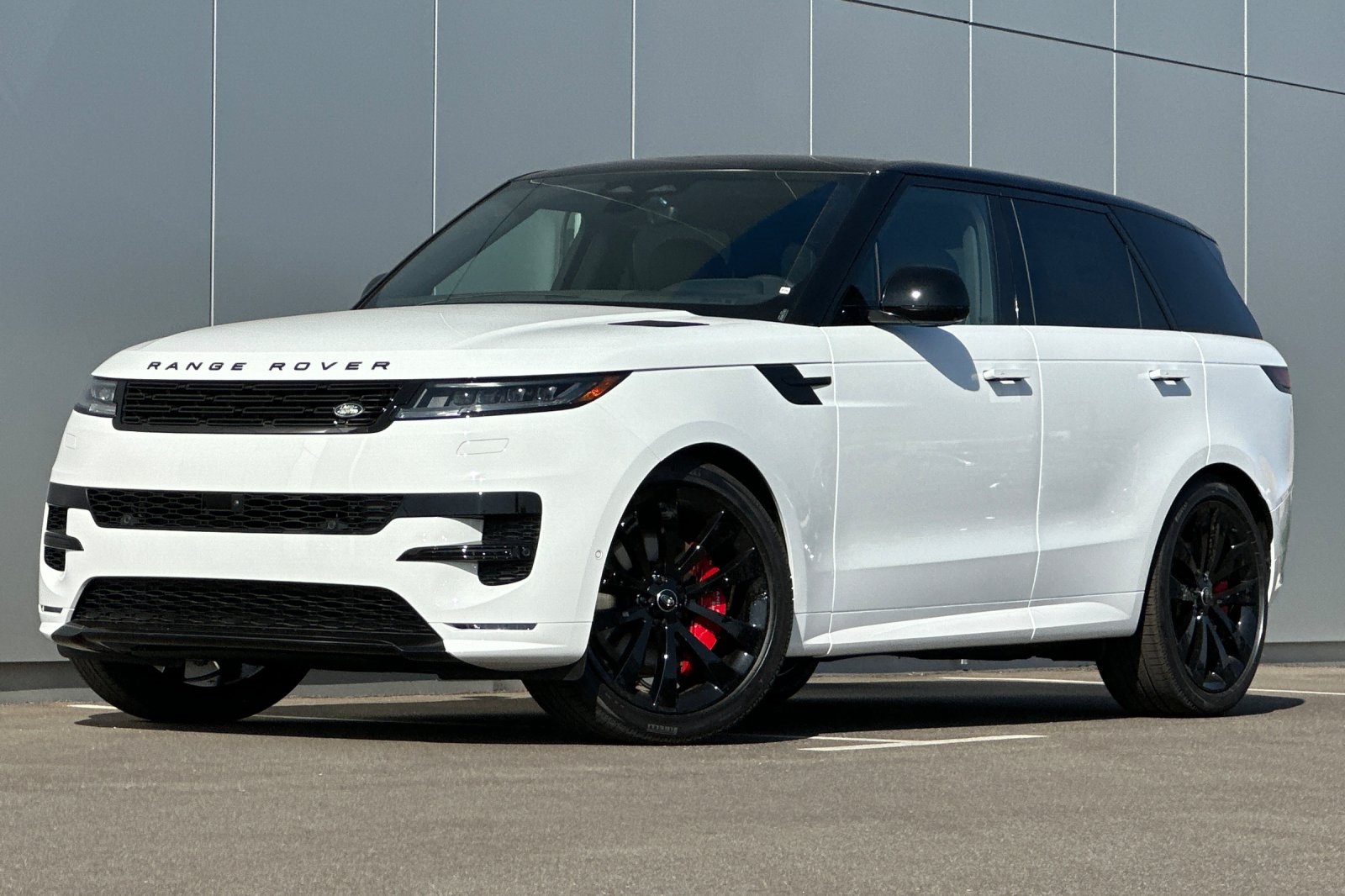 2025 Land Rover Range Rover Sport Dynamic SE's photo