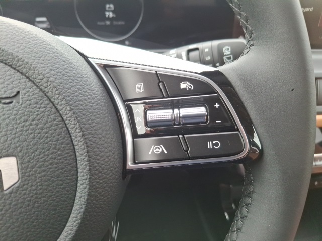 2026 Kia Seltos EX photo 12