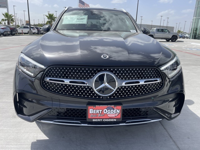 2025 Mercedes Benz GLC 350e 4MATIC photo 2