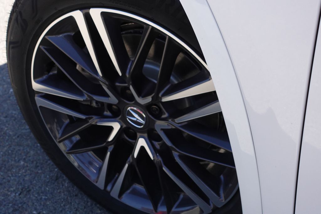 2026 Acura MDX SH-AWD Advance photo 10